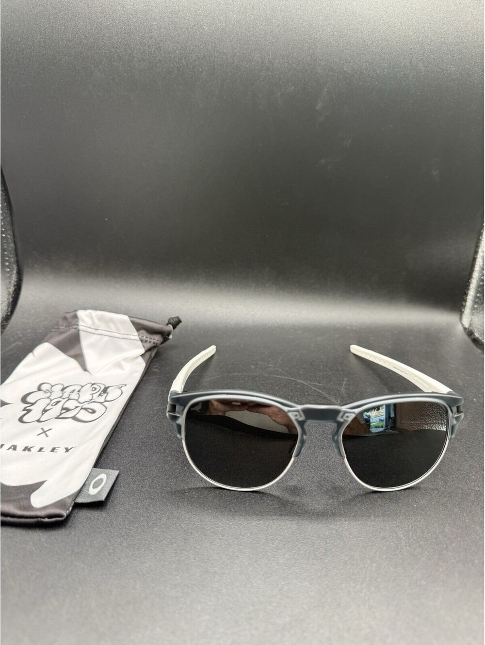 Oakley Latch Key L Crystal Black/Clear w/Prizm Black Iridium OO9394-1455
